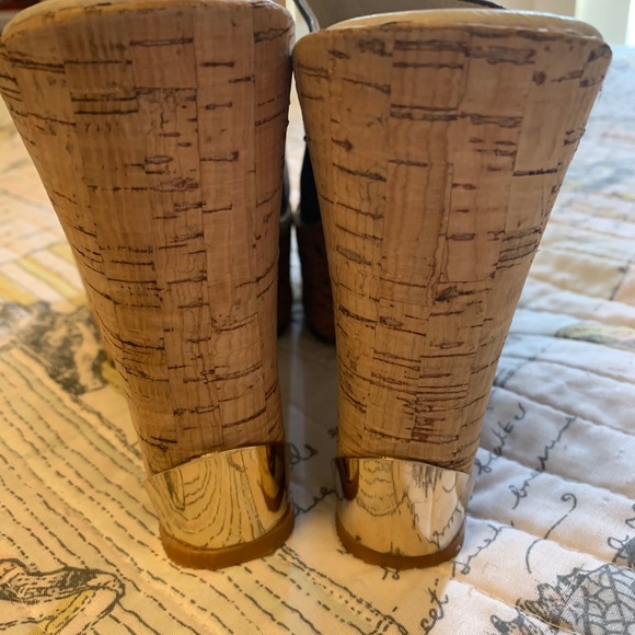 Wedge platforms - Picture 4 of 6